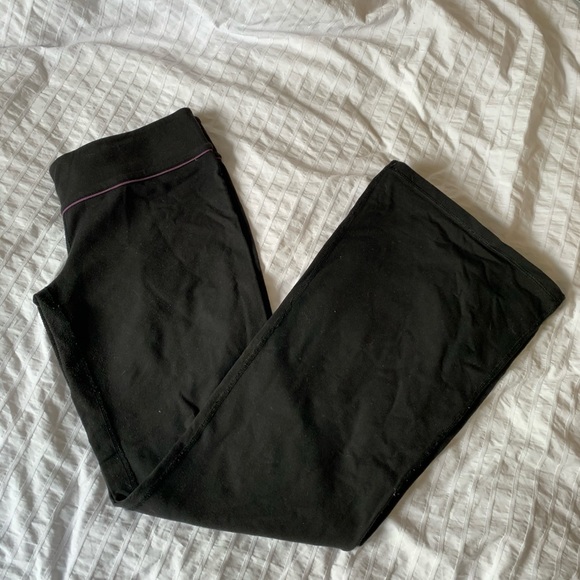Vintage Low Waisted TNA Flare Joggers - Picture 1 of 4
